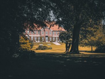 Tjeklisten til boligforeninger: Undgå dyre fejl i ejendomsvedligeholdelsen