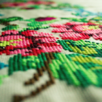 Fra kaos til orden: Sådan organiserer du dit kabelskab