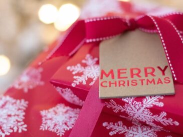 Overrask hende med et smil – sjove julegaveidéer til kvinder